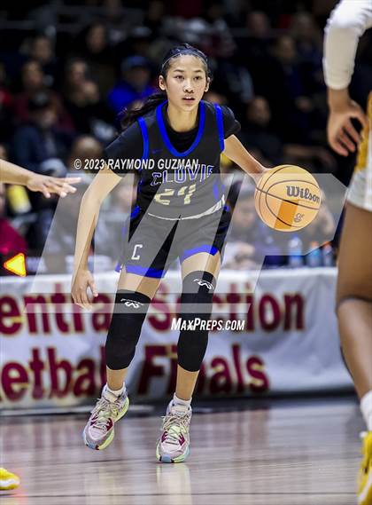 Thumbnail 3 in Clovis vs. Clovis West (CIF CS D1 Championship) photogallery.