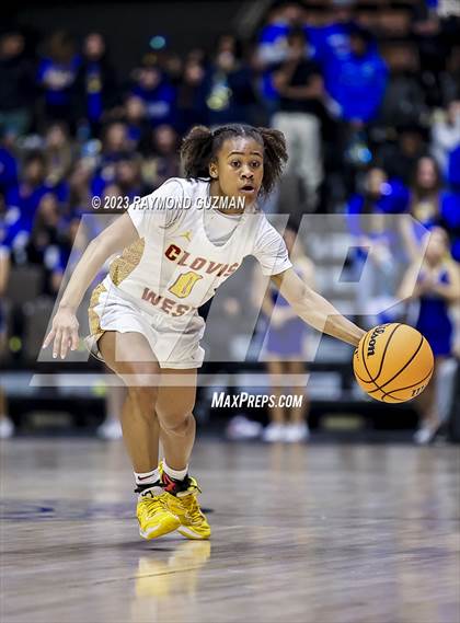 Thumbnail 3 in Clovis vs. Clovis West (CIF CS D1 Championship) photogallery.