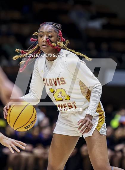 Thumbnail 2 in Clovis vs. Clovis West (CIF CS D1 Championship) photogallery.