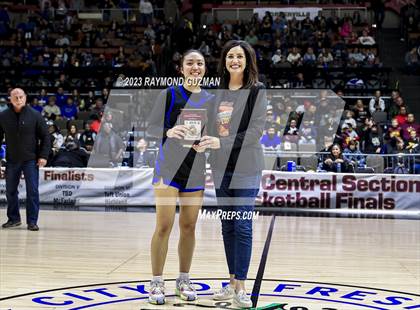 Thumbnail 3 in Clovis vs. Clovis West (CIF CS D1 Championship) photogallery.