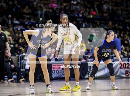 Thumbnail 1 in Clovis vs. Clovis West (CIF CS D1 Championship) photogallery.