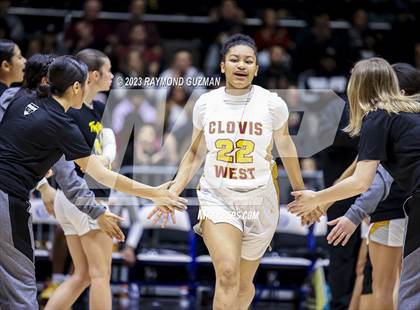 Thumbnail 2 in Clovis vs. Clovis West (CIF CS D1 Championship) photogallery.