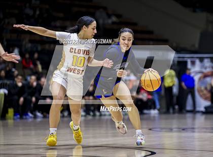 Thumbnail 3 in Clovis vs. Clovis West (CIF CS D1 Championship) photogallery.