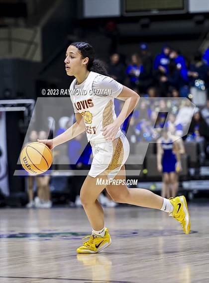 Thumbnail 3 in Clovis vs. Clovis West (CIF CS D1 Championship) photogallery.