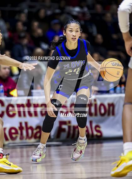 Thumbnail 1 in Clovis vs. Clovis West (CIF CS D1 Championship) photogallery.