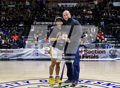 Thumbnail 2 in Clovis vs. Clovis West (CIF CS D1 Championship) photogallery.