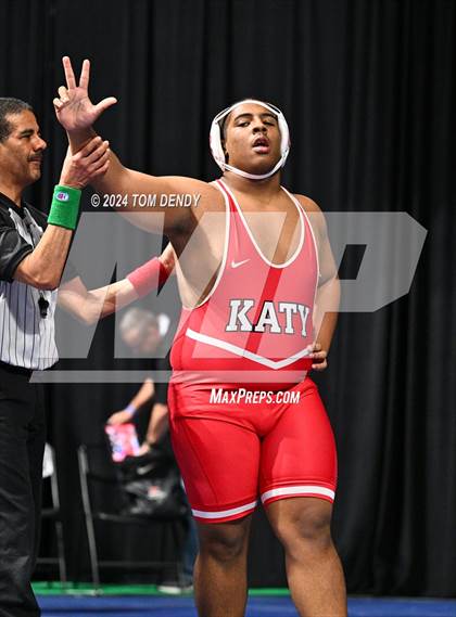 Thumbnail 1 in UIL 5A/6A State Championships - Session 4 photogallery.