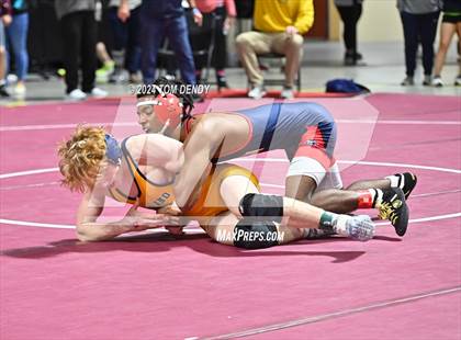 Thumbnail 2 in UIL 5A/6A State Championships - Session 4 photogallery.
