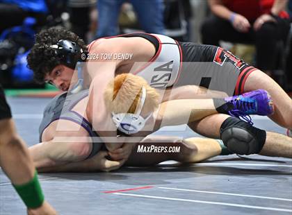 Thumbnail 2 in UIL 5A/6A State Championships - Session 4 photogallery.