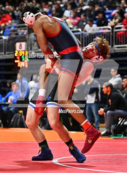 Thumbnail 1 in UIL 5A/6A State Championships - Session 4 photogallery.