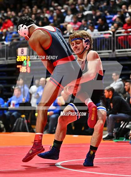 Thumbnail 3 in UIL 5A/6A State Championships - Session 4 photogallery.