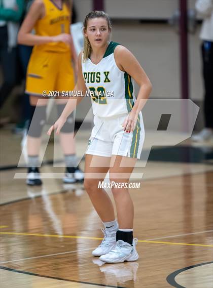 Thumbnail 2 in Bellevue West @ Pius X photogallery.