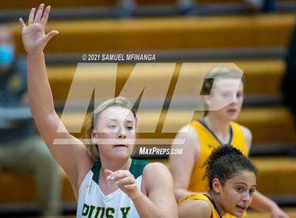 Thumbnail 3 in Bellevue West @ Pius X photogallery.
