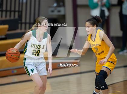 Thumbnail 2 in Bellevue West @ Pius X photogallery.