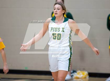 Thumbnail 1 in Bellevue West @ Pius X photogallery.