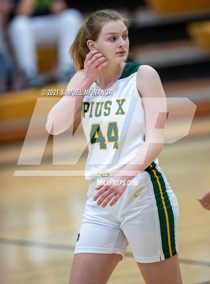 Thumbnail 3 in Bellevue West @ Pius X photogallery.