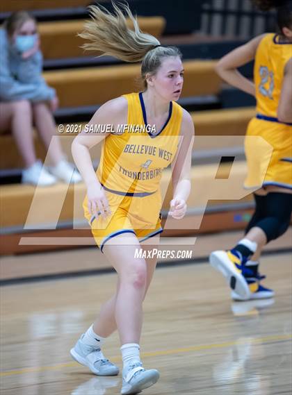 Thumbnail 1 in Bellevue West @ Pius X photogallery.