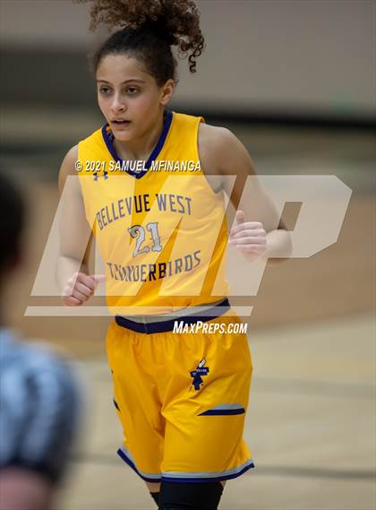 Thumbnail 3 in Bellevue West @ Pius X photogallery.