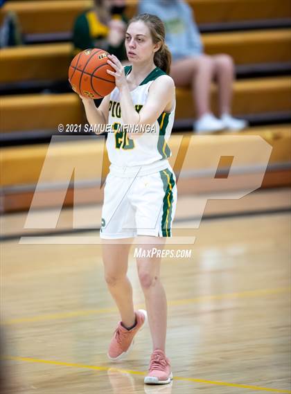 Thumbnail 1 in Bellevue West @ Pius X photogallery.
