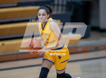 Thumbnail 3 in Bellevue West @ Pius X photogallery.