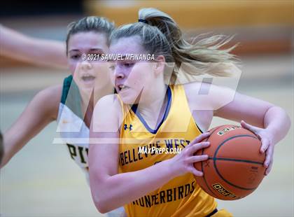 Thumbnail 3 in Bellevue West @ Pius X photogallery.