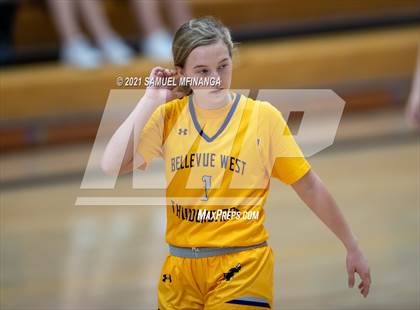 Thumbnail 1 in Bellevue West @ Pius X photogallery.