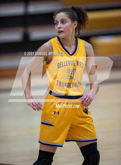 Thumbnail 1 in Bellevue West @ Pius X photogallery.