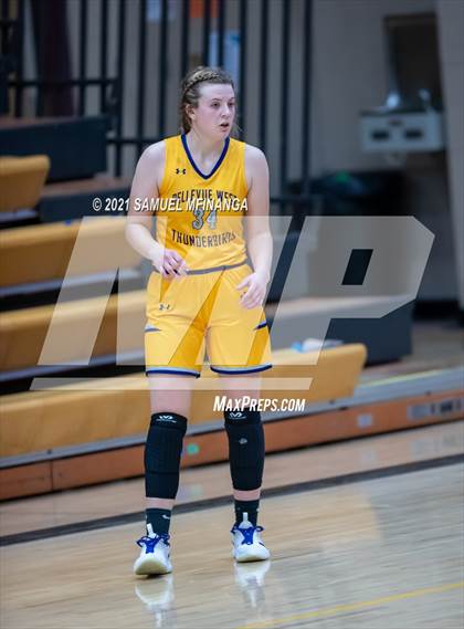 Thumbnail 2 in Bellevue West @ Pius X photogallery.