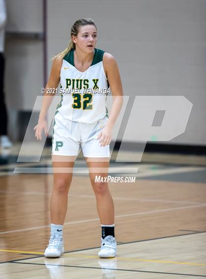 Thumbnail 1 in Bellevue West @ Pius X photogallery.