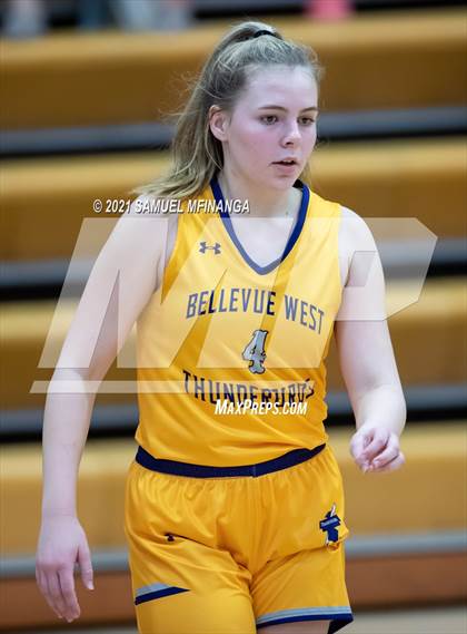 Thumbnail 1 in Bellevue West @ Pius X photogallery.