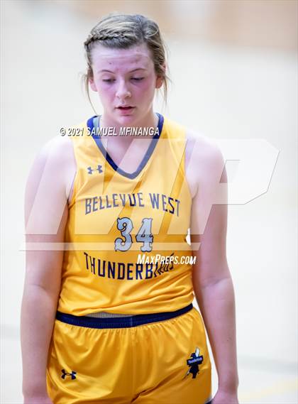 Thumbnail 2 in Bellevue West @ Pius X photogallery.