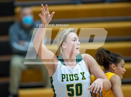 Thumbnail 2 in Bellevue West @ Pius X photogallery.