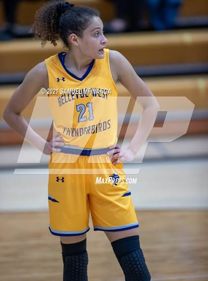Thumbnail 2 in Bellevue West @ Pius X photogallery.