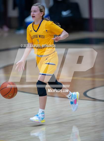 Thumbnail 2 in Bellevue West @ Pius X photogallery.