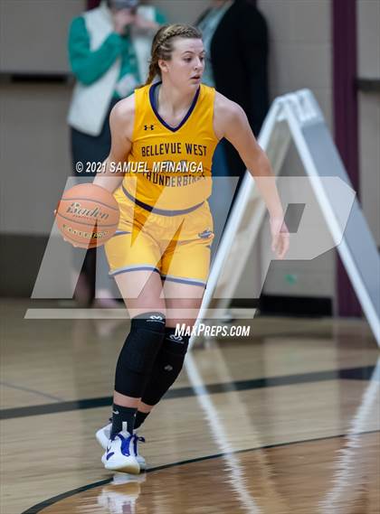 Thumbnail 3 in Bellevue West @ Pius X photogallery.