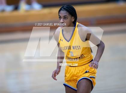 Thumbnail 1 in Bellevue West @ Pius X photogallery.
