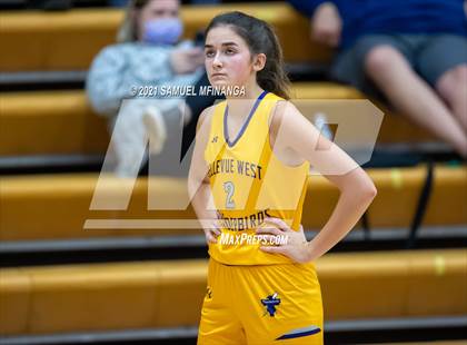 Thumbnail 1 in Bellevue West @ Pius X photogallery.