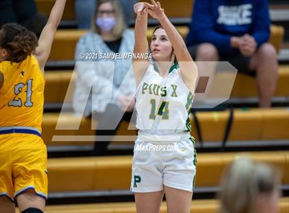 Thumbnail 1 in Bellevue West @ Pius X photogallery.