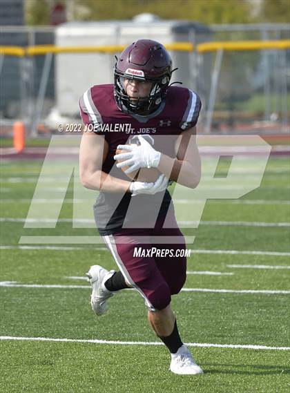 Thumbnail 2 in Varsity Opponent @ St. Joseph's Collegiate Institute photogallery.