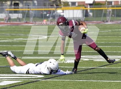 Thumbnail 1 in Varsity Opponent @ St. Joseph's Collegiate Institute photogallery.