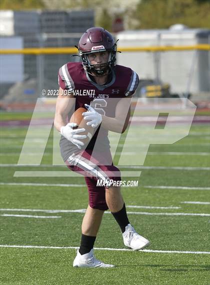 Thumbnail 1 in Varsity Opponent @ St. Joseph's Collegiate Institute photogallery.