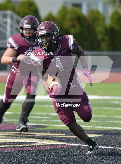 Thumbnail 2 in Varsity Opponent @ St. Joseph's Collegiate Institute photogallery.