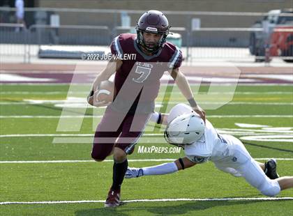 Thumbnail 3 in Varsity Opponent @ St. Joseph's Collegiate Institute photogallery.