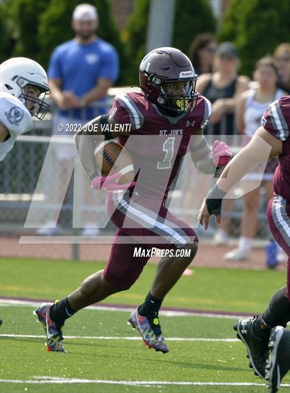 Thumbnail 3 in Varsity Opponent @ St. Joseph's Collegiate Institute photogallery.