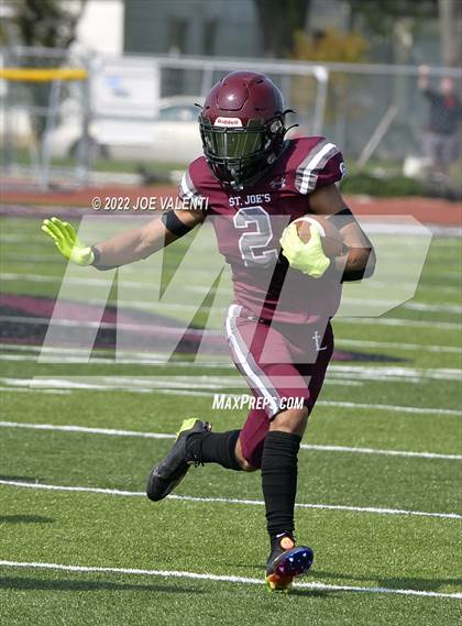 Thumbnail 2 in Varsity Opponent @ St. Joseph's Collegiate Institute photogallery.