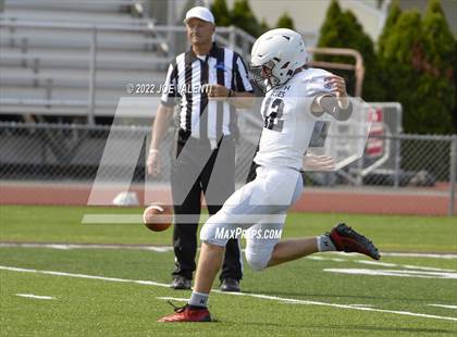 Thumbnail 2 in Varsity Opponent @ St. Joseph's Collegiate Institute photogallery.