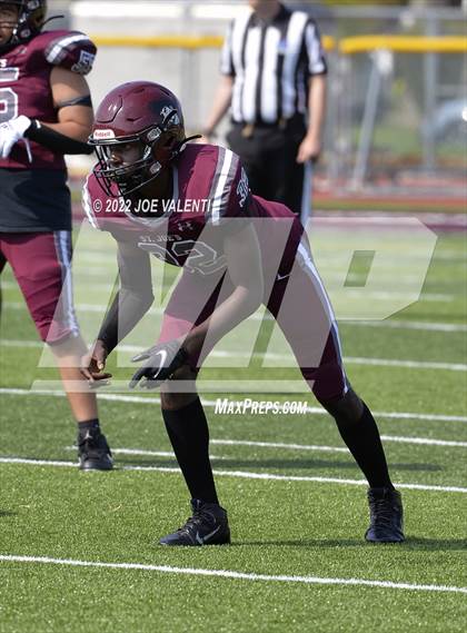 Thumbnail 2 in Varsity Opponent @ St. Joseph's Collegiate Institute photogallery.