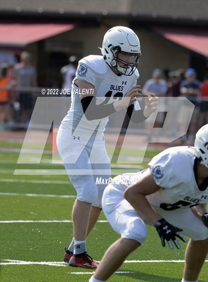Thumbnail 1 in Varsity Opponent @ St. Joseph's Collegiate Institute photogallery.