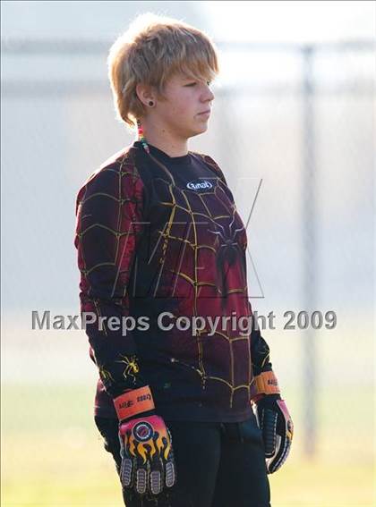Thumbnail 2 in Etiwanda @ Glendora photogallery.