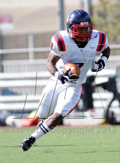 Thumbnail 1 in Erasmus Hall vs. Canarsie photogallery.